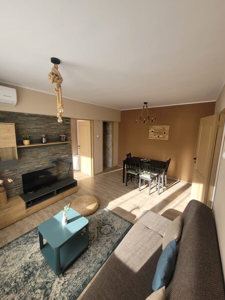 Calea Victoriei/ Amzei Proprietar, inchiriez apartament 3 camere,